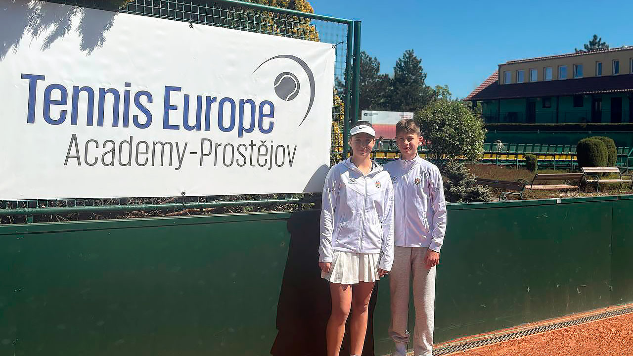 Juniorii moldoveni la cantonamentul de pregătire Tennis Europe din Prostějov