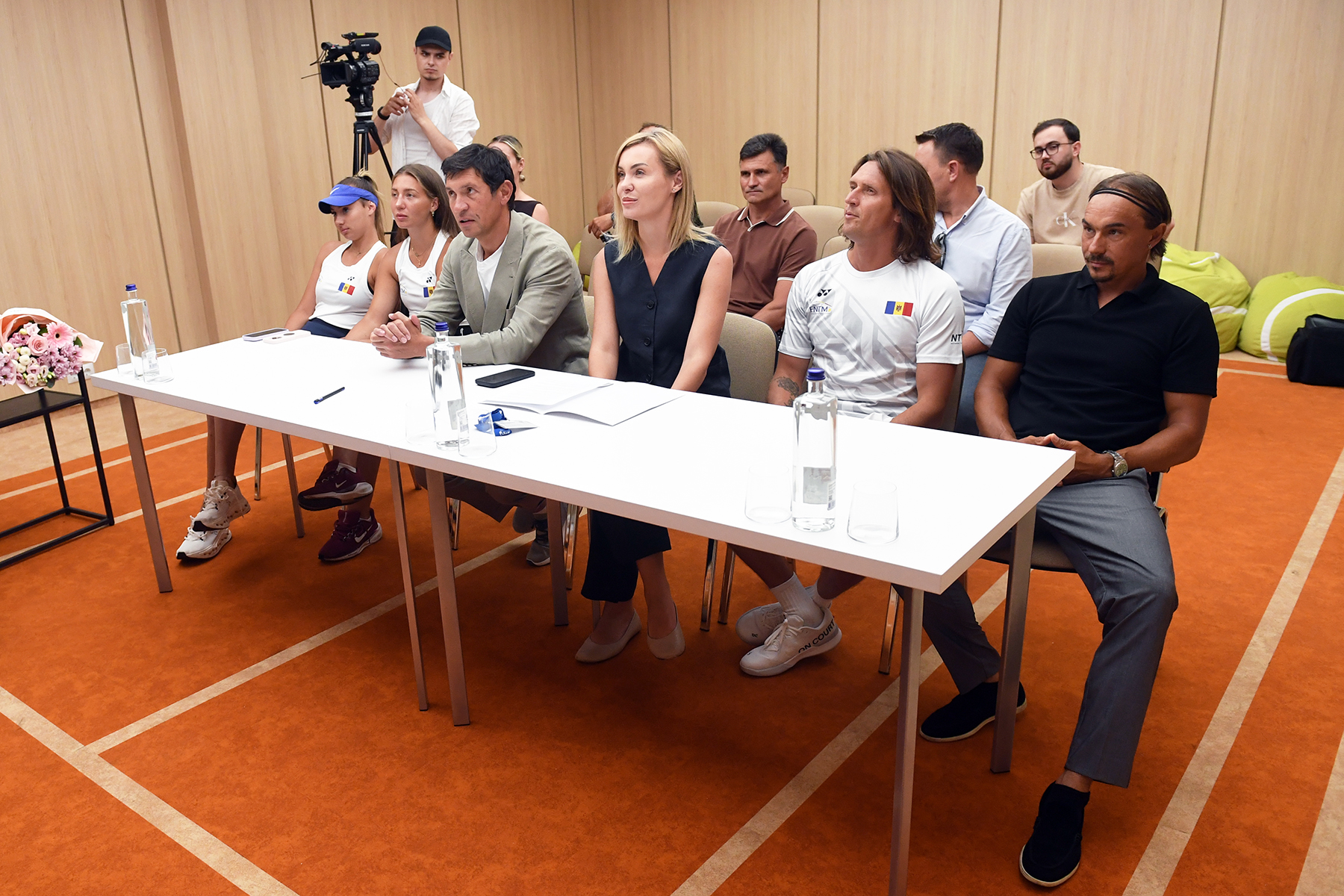 Federația Națională de Tenis a Moldovei a premiat echipele Billie Jean King Cup și Davis Cup
